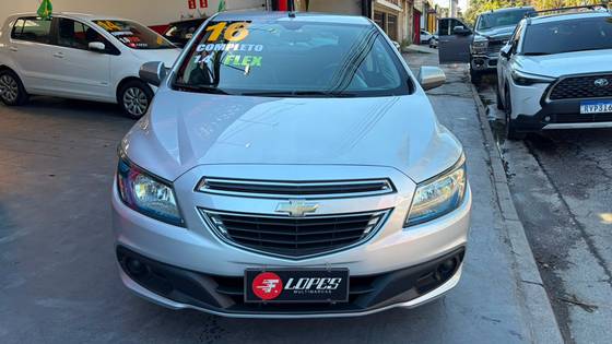 CHEVROLET PRISMA 1.4 MPFI LT 8V FLEX 4P MANUAL CHEVROLET PRISMA 1.4 MPFI LT 8V FLEX 4P MANUAL